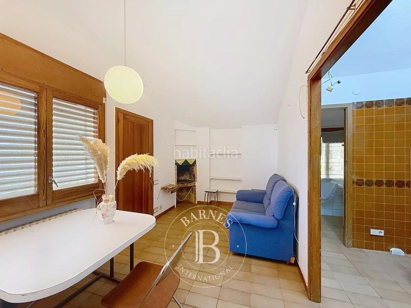 Foto 70a5cbfd-f638-4ac4-bb11-8b4ffeb16410. Casa amb calefacció aparcament piscina a Premià de Dalt