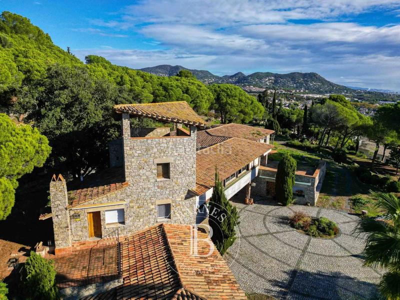 Foto c9d21111-57ba-44c2-aa91-5cf3814cab75. Haus mit heizung parking pool in Premià de Dalt