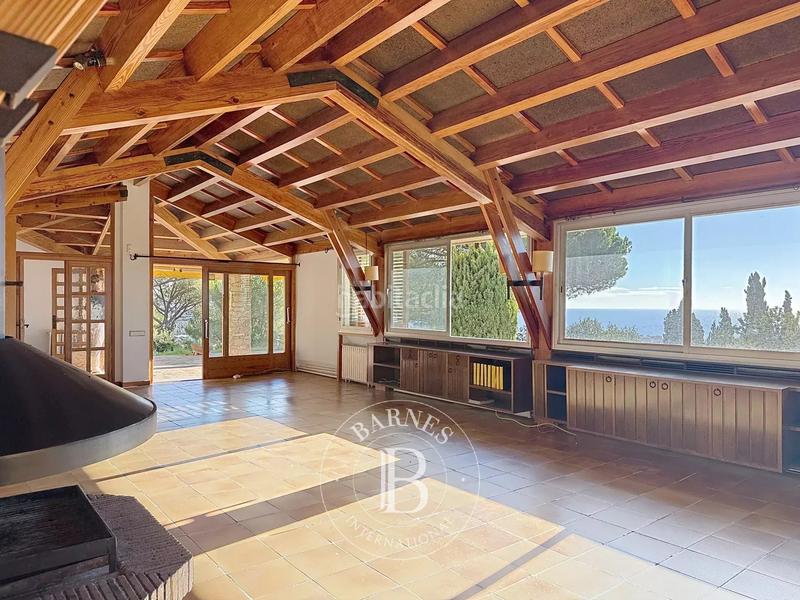 Foto 1ff9b5e4-87a9-4886-980b-57872effd366. Maison avec chauffage parking piscine dans Premià de Dalt