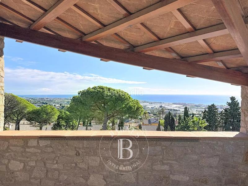 Foto 50564e76-ab9b-43e1-a5a5-9fa716cfaad2. Maison avec chauffage parking piscine dans Premià de Dalt