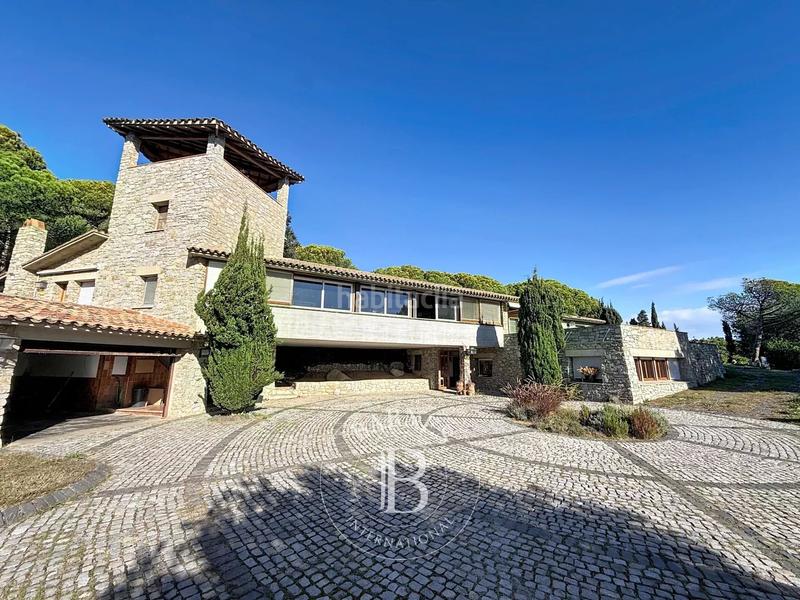 Foto 9254dbcd-1753-4300-bdb3-d73b5c94a490. Maison avec chauffage parking piscine dans Premià de Dalt