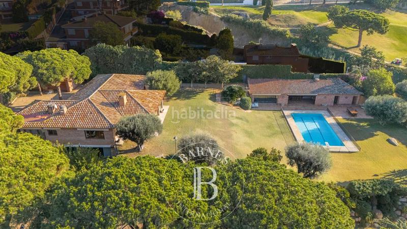 Foto b1e84dd5-e63d-463d-90c6-e8c9638efd41. Casa amb calefacció aparcament piscina a Canafort-El Puntó Sant Andreu de Llavaneres