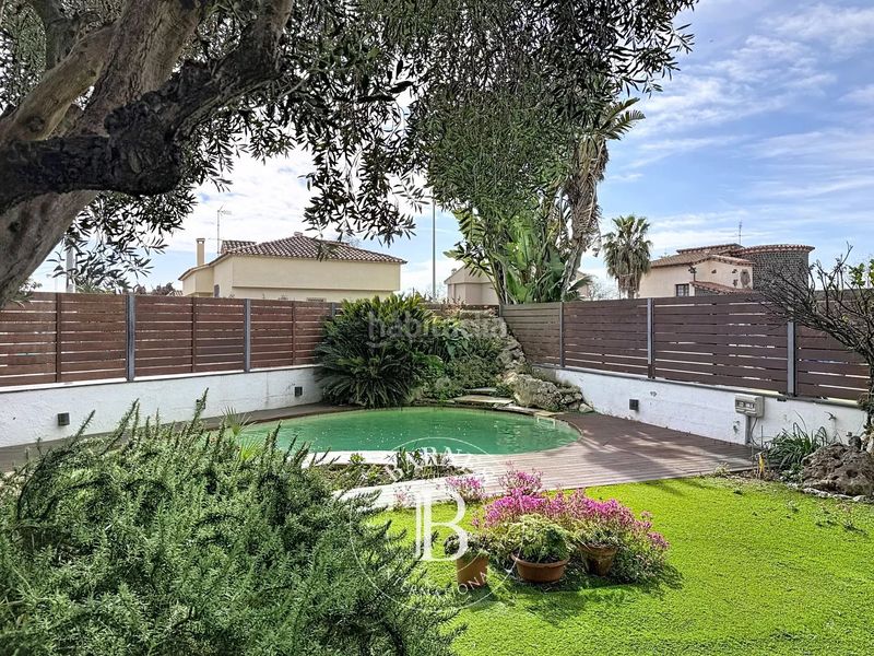 Foto a30bdcdd-3669-4d13-9ba0-99b66063886a. House with heating parking pool in Santa Susanna
