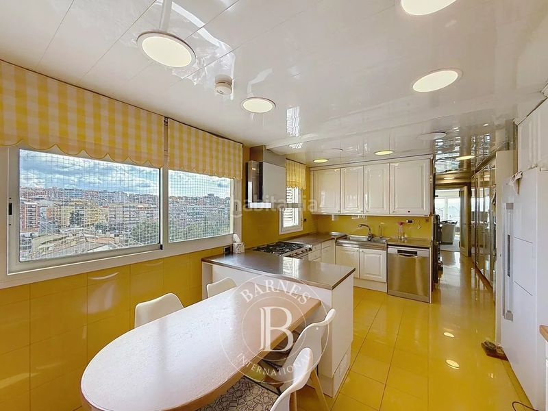 Foto 60d4ec29-3d3f-4946-83d2-24736cd82178. Flat with heating parking in Centre Granollers