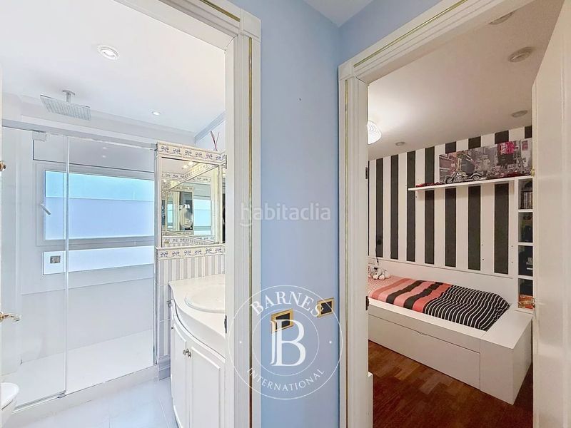 Foto bd730b05-4884-4d5d-9ecf-95daa2fc52c1. Flat with heating parking in Centre Granollers