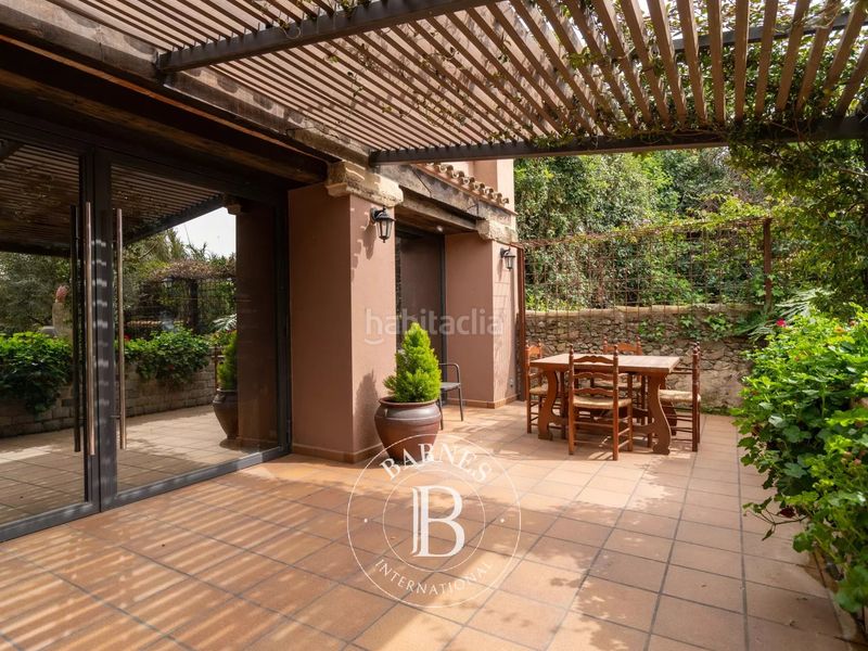 Foto 198aca2f-630d-442a-b8ee-49c4e3d76207. Casa amb calefacció aparcament piscina a Santa Susanna