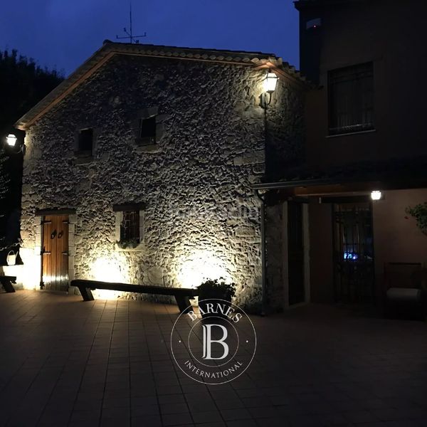 Foto c9cbeb9e-9ae1-40f0-8219-4f3cf0fd854c. Casa amb calefacció aparcament piscina a Santa Susanna