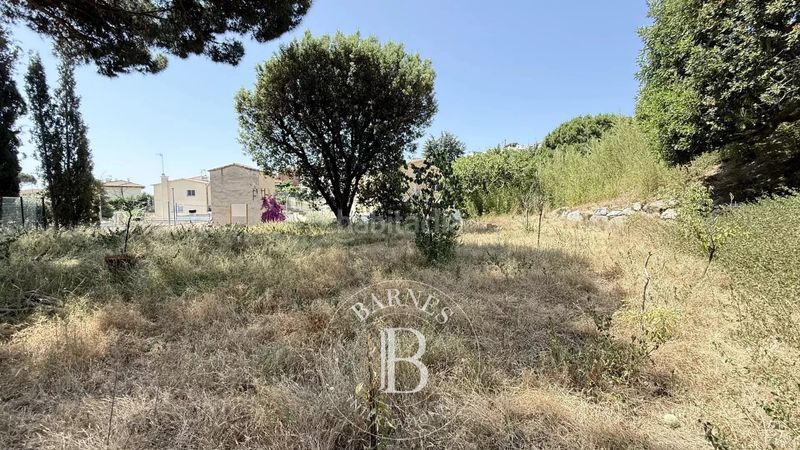 Foto dfcbfb6b-171c-4889-b026-a6ecae8d6a2f. Terreny residencial a Premià de Dalt