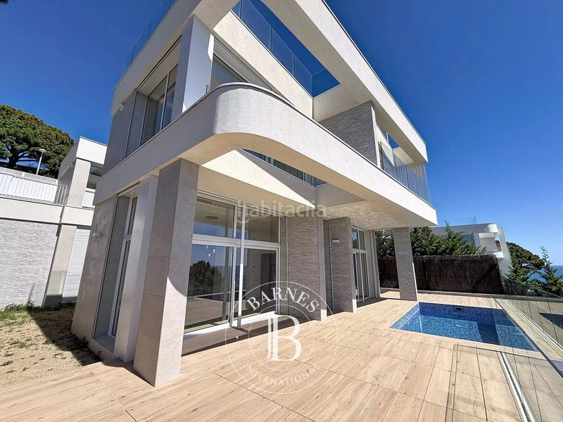 Foto 989c0b9b-c6d9-4bea-ae99-0f42bd588903. Haus mit heizung parking pool in Victoria-Les Vil·les-Canyadell Arenys de Mar