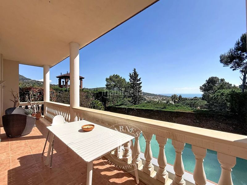Foto 4101e1f2-3653-4557-8a91-fa07551d03f7. Casa amb calefacció aparcament piscina a Cabrils