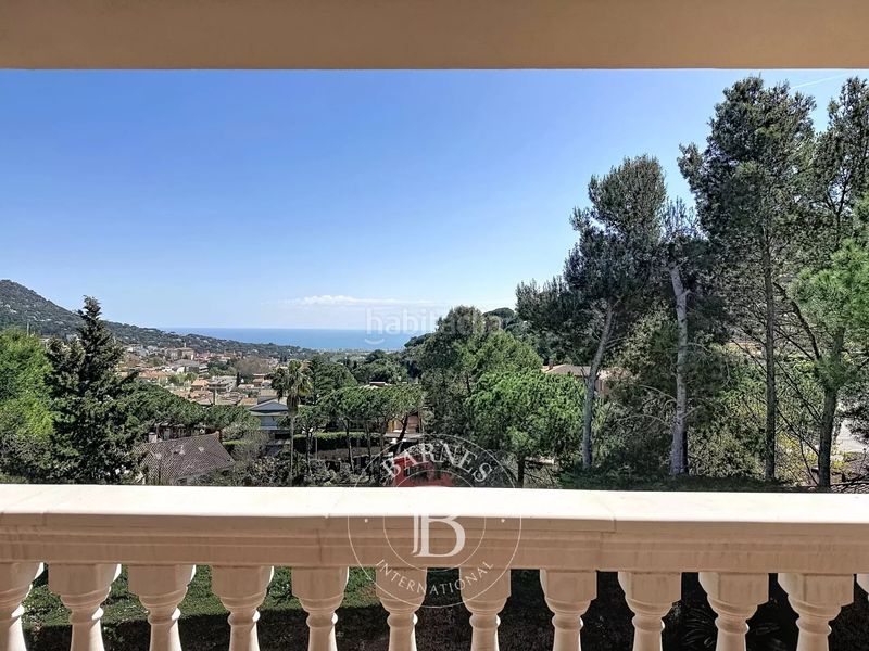 Foto 4dd8f4ed-5498-4043-b58c-6bf05db56336. Casa amb calefacció aparcament piscina a Cabrils