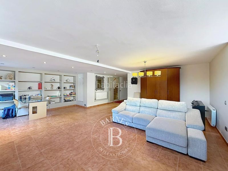 Foto cdd74a1d-c8e8-4947-9a28-97970a3d9ad9. Casa amb calefacció aparcament piscina a Cabrils