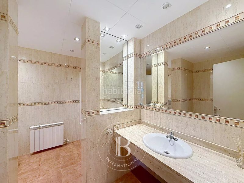 Foto d6629f52-d63d-4bcb-8f08-ee6440dd8e0f. Casa amb calefacció aparcament piscina a Cabrils