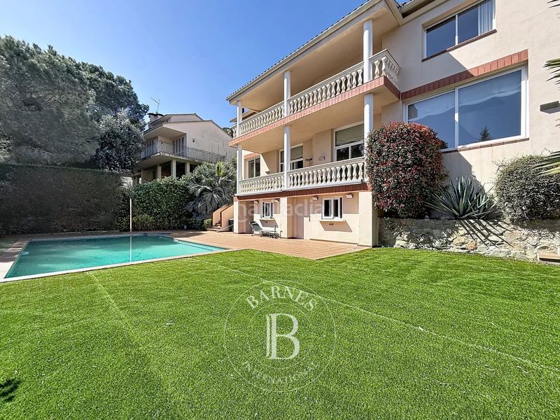 Foto ee961e0a-0d9d-491c-a4e9-8e3cf456aea2. Casa amb calefacció aparcament piscina a Cabrils