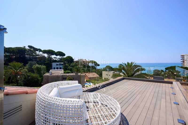 Foto 0f15e3e2-e981-4249-84d3-8021478c2074. Casa amb calefacció aparcament piscina a Centre Sant Pol de Mar