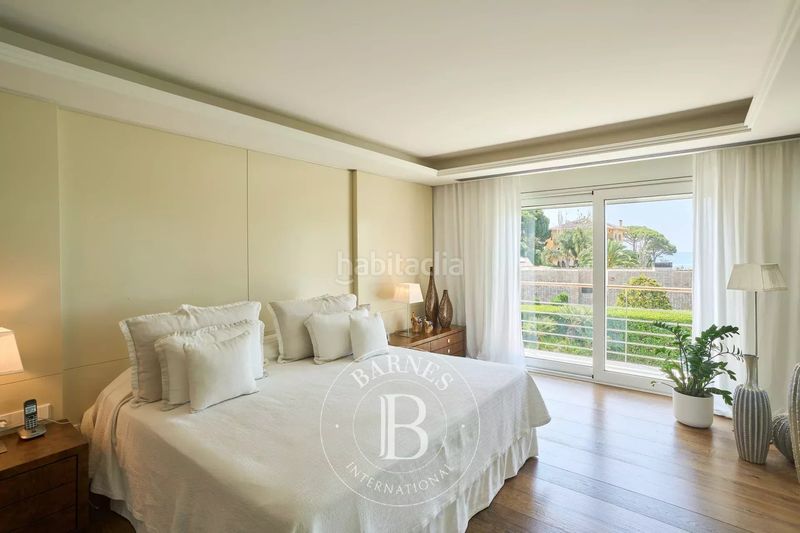 Foto 8683ef67-8b87-4a82-bad4-acdd8cf60114. Casa amb calefacció aparcament piscina a Centre Sant Pol de Mar