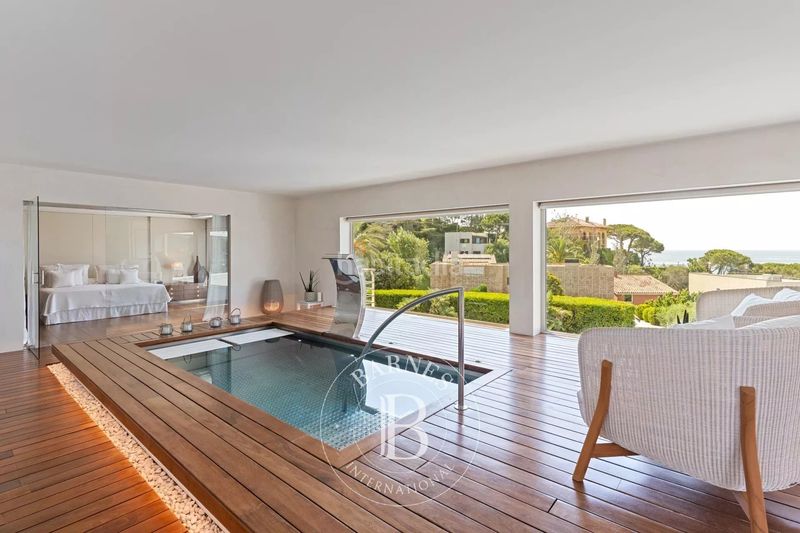 Foto a6ea4923-347c-40d9-aa9d-b6a59896619f. Casa amb calefacció aparcament piscina a Centre Sant Pol de Mar