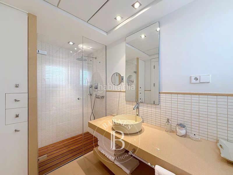 Foto d253a679-87f4-4556-89da-7fc2a9981fa0. Casa amb calefacció aparcament piscina a Centre Sant Pol de Mar