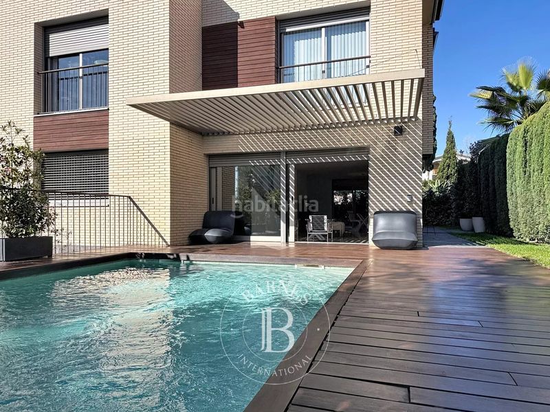 Foto 0ec3d3ae-772a-4fcc-8b35-82b3892546a7. Casa amb calefacció aparcament piscina a Vilassar de Dalt