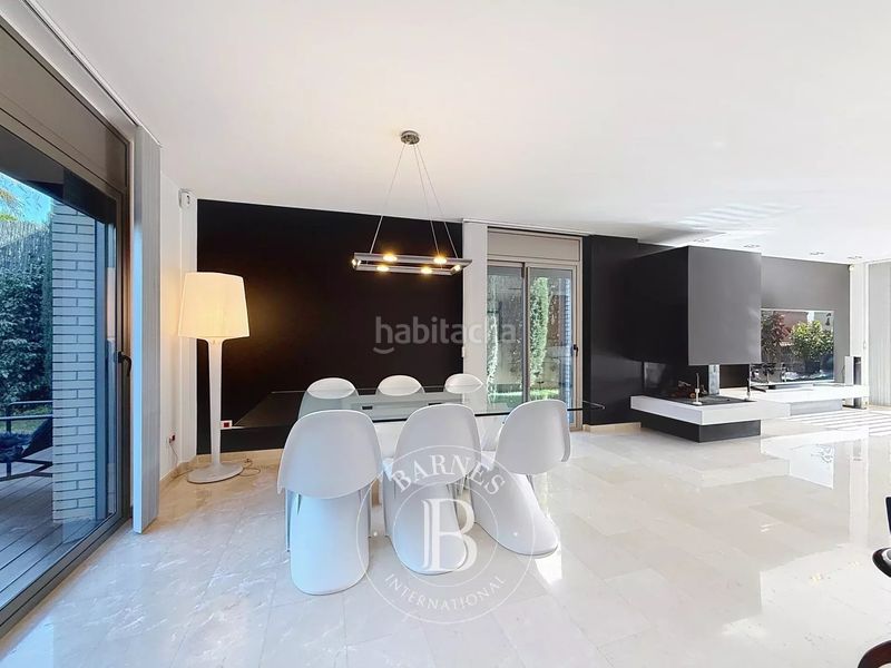 Foto 126a7e60-0231-421d-909b-05a404209173. Casa amb calefacció aparcament piscina a Vilassar de Dalt