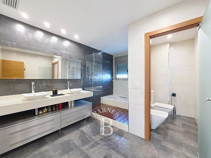 Foto c08a9c26-046c-4292-a7af-e15f2dffc549. Casa amb calefacció aparcament piscina a Vilassar de Dalt