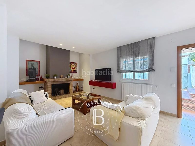 Foto f2573814-5a7e-4f86-85bf-64e8dcd1c39a. Maison avec chauffage parking piscine dans Cabrils