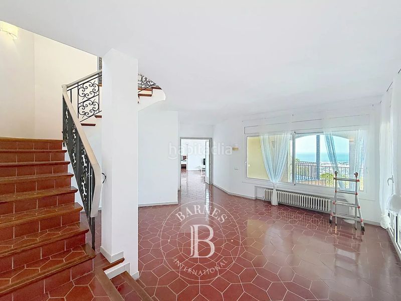 Foto bab6586a-ebcb-4fb5-b8ec-e3fadd94fad9. House with heating parking pool in Cabrils