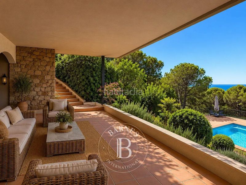 Foto f9d9e2c3-3eba-4260-9860-6fb3d6ebc241. House with heating parking pool in Cabrils