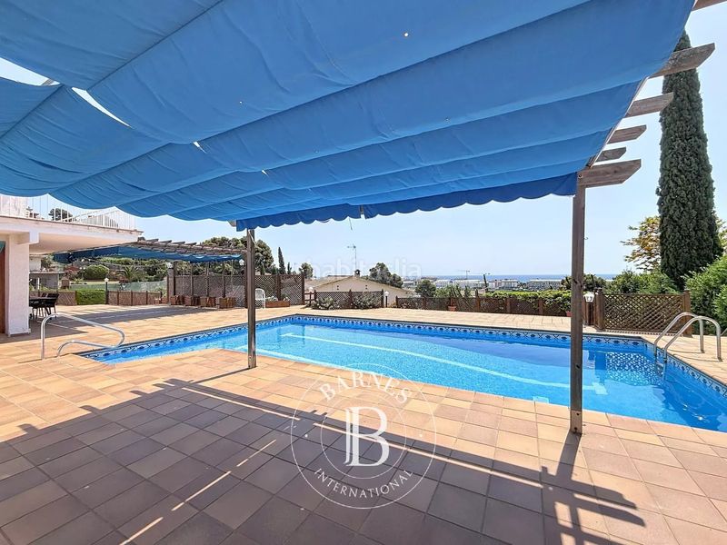Foto 2e5ff352-5d8f-4aa4-9797-67a662d7a7e6. Casa amb calefacció aparcament piscina a Santa Susanna
