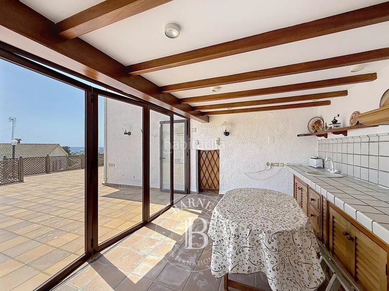 Foto 585f83e2-86c3-4599-bec6-2504f91569d7. Casa amb calefacció aparcament piscina a Santa Susanna
