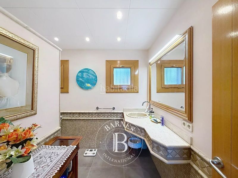 Foto 5b19d276-4155-42ef-8862-812a963c4a54. Casa amb calefacció aparcament piscina a Santa Susanna