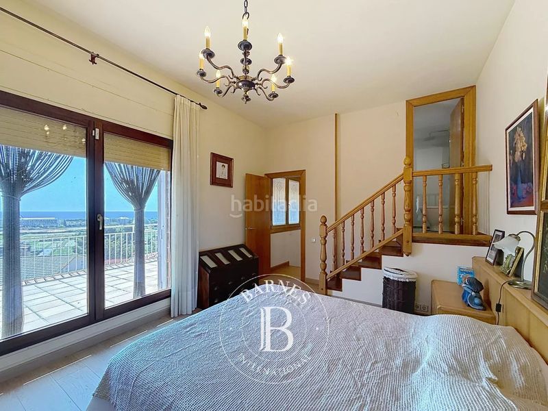 Foto f8362363-d36b-4877-8e81-146c8cf5ed35. Casa amb calefacció aparcament piscina a Santa Susanna