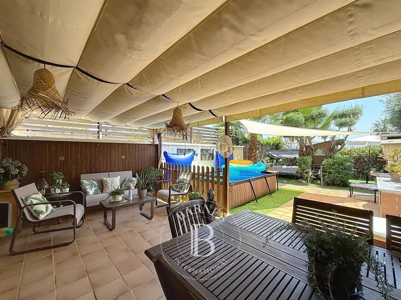 Foto d33a6d26-0ff9-4815-bd37-6ee91dcd8c52. Casa adossada amb calefacció aparcament a El Balís Sant Andreu de Llavaneres