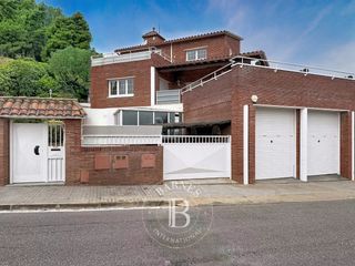 House in Nucli Urbà