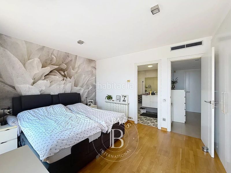 Foto c473f47c-30ed-4231-8bd5-4bdb15de9be3. Maison jumelée avec chauffage parking piscine dans Vallveric Mataró