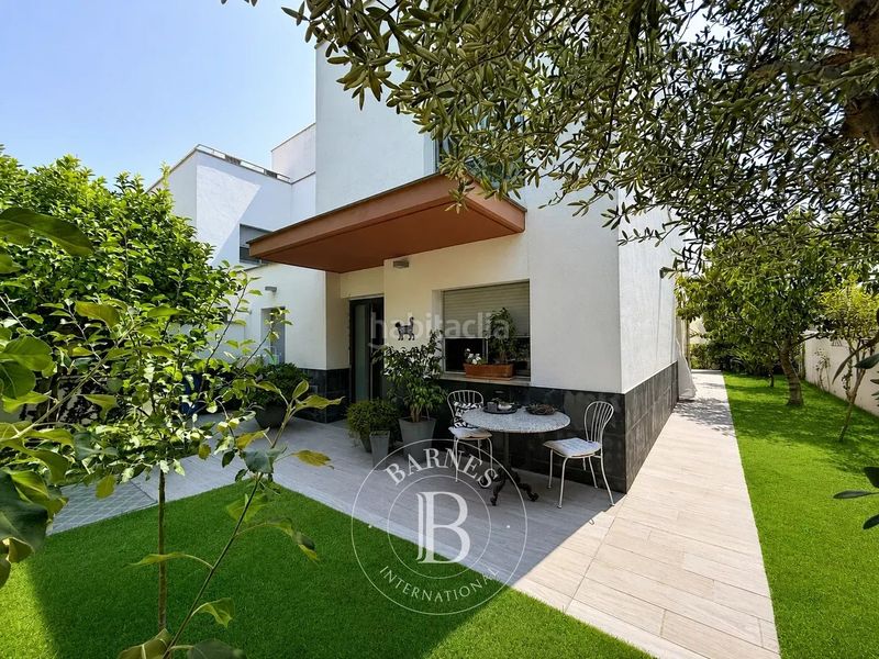 Foto df666d30-2a9d-4769-a9b8-6ff2a4b3b350. Maison jumelée avec chauffage parking piscine dans Vallveric Mataró