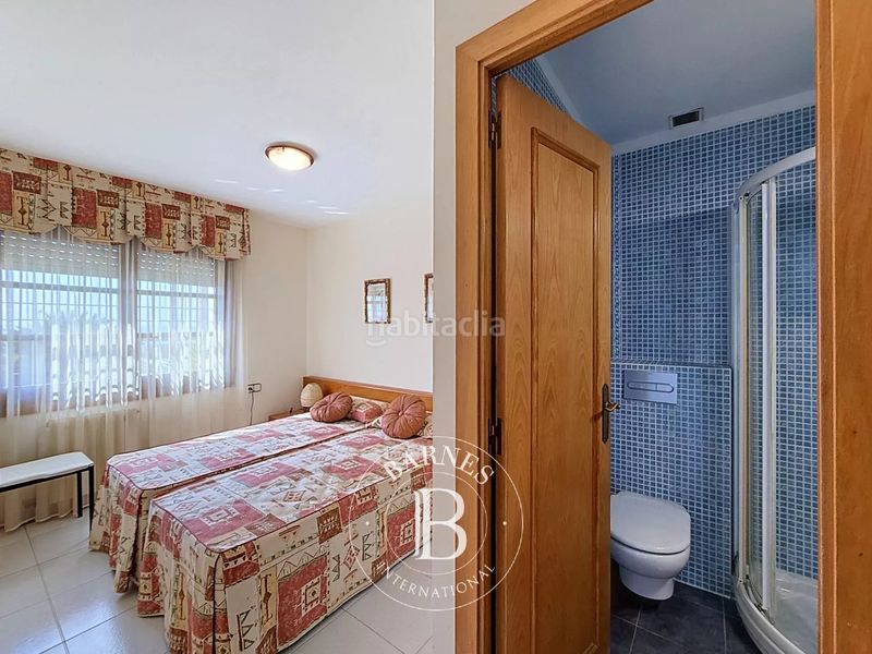 Foto f9e298de-0183-4e2b-86f9-a68df971d1f0. Casa adossada a travessia estació a Can Sans Sant Andreu de Llavaneres