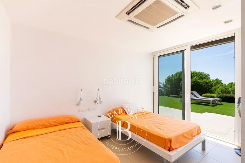Foto 09b0d764-58ce-4299-be14-98381e521a7e. Casa amb calefacció aparcament piscina a Supermaresme Sant Andreu de Llavaneres