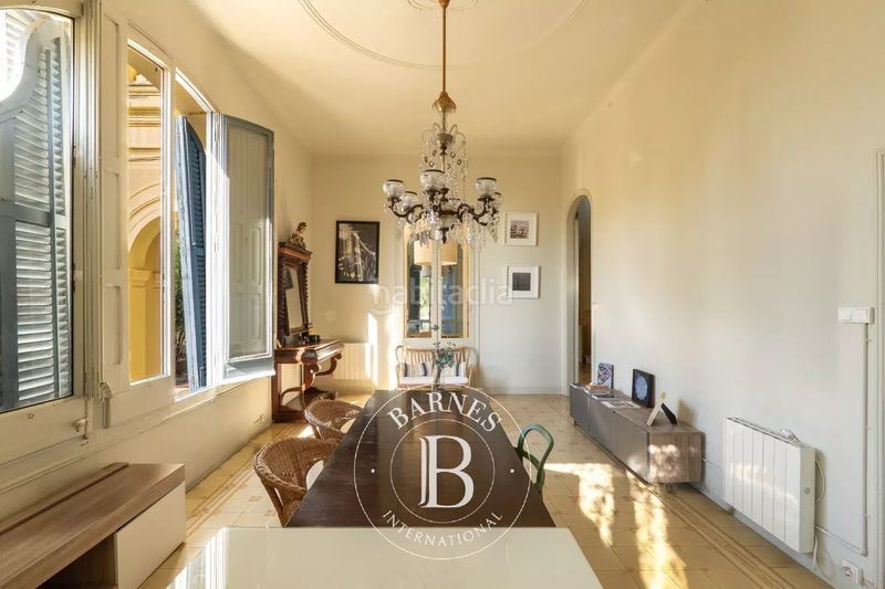 Foto d02c66ec-4200-4a49-b13c-1dd077b6799b. Casa en Califòrnia-Santa Madrona Masnou (El)