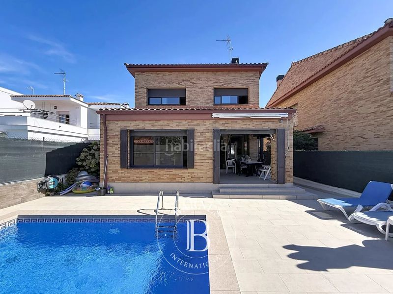 Foto 4ff19d30-e181-4b12-9f5a-469e2336b584. House in carrer rosselló in Can Moré - Santa Anna - Can Feliu de Merola Pineda de Mar