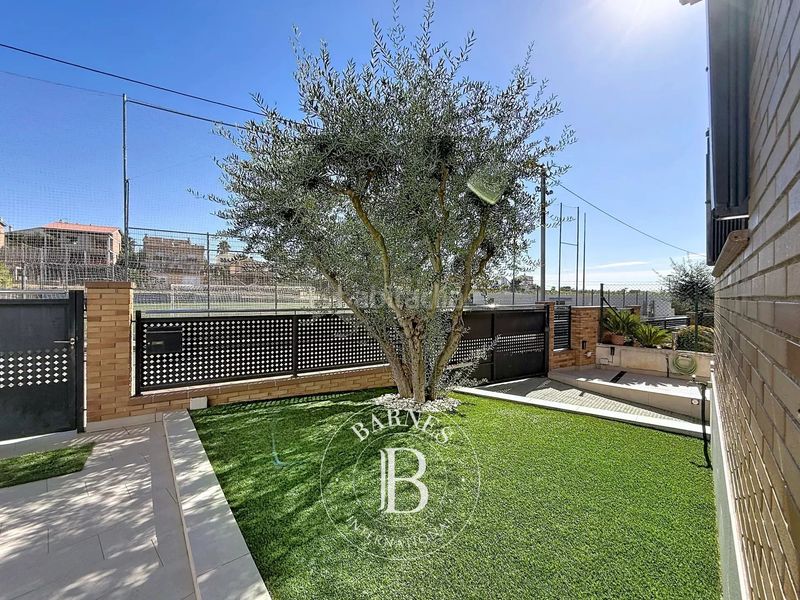 Foto 5757b2bd-ef50-4293-a16e-02726d7708c4. House in carrer rosselló in Can Moré - Santa Anna - Can Feliu de Merola Pineda de Mar