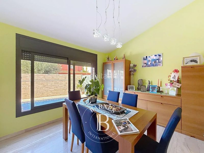 Foto d9a0fc1d-8fe9-4711-9ac1-26a68f710f95. House in carrer rosselló in Can Moré - Santa Anna - Can Feliu de Merola Pineda de Mar