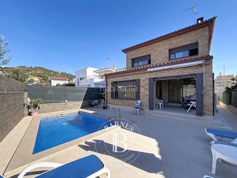 Foto ef7d83ec-935f-4f22-b3b6-11e91aac09c1. House in carrer rosselló in Can Moré - Santa Anna - Can Feliu de Merola Pineda de Mar