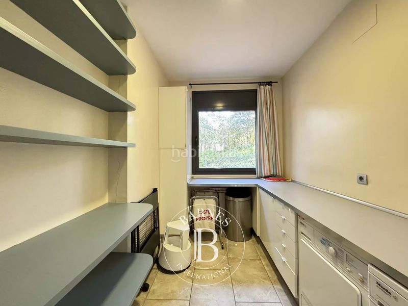 Foto 116fe050-f30b-49fc-a6b1-b9cd8e8c734d. Casa con riscaldamento parcheggio in Vallromanes