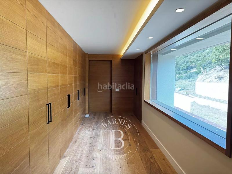 Foto 259b1871-22c6-4e47-8749-fcbb431bc91e. Casa con riscaldamento parcheggio piscina in Supermaresme Sant Vicenç de Montalt