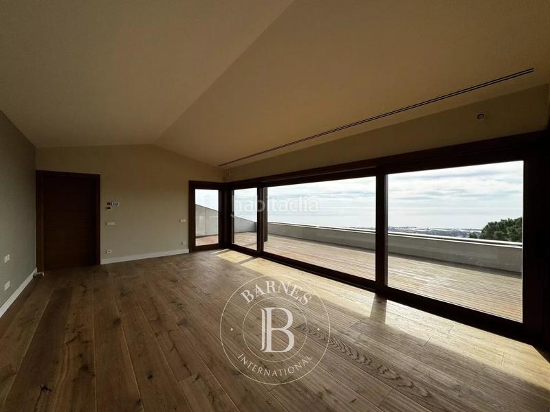 Foto 339f95b6-3d1e-41aa-b3e6-1b17f3b4af4f. Casa con riscaldamento parcheggio piscina in Supermaresme Sant Vicenç de Montalt