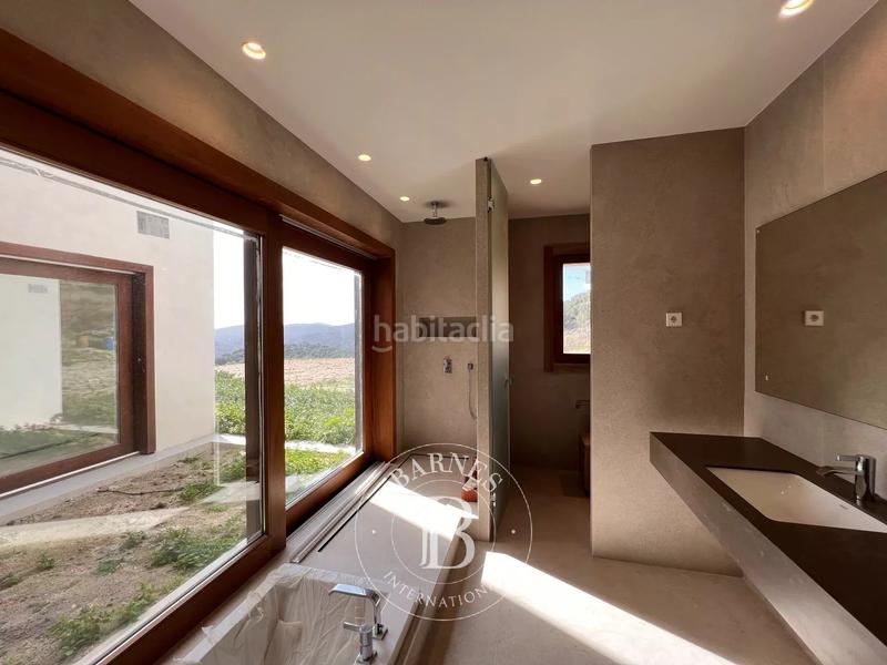 Foto fa38e19c-3d35-49b2-acea-10f80f6a5a2c. Casa con riscaldamento parcheggio piscina in Supermaresme Sant Vicenç de Montalt