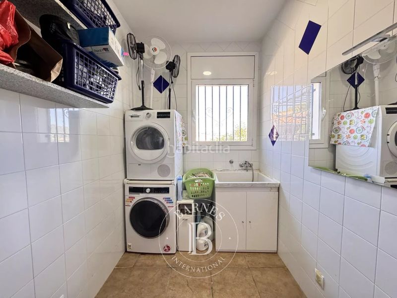 Foto a1d9d719-2045-466c-aafa-60c6f078fcbf. Casa amb calefacció aparcament piscina a Nucli Urbà Argentona