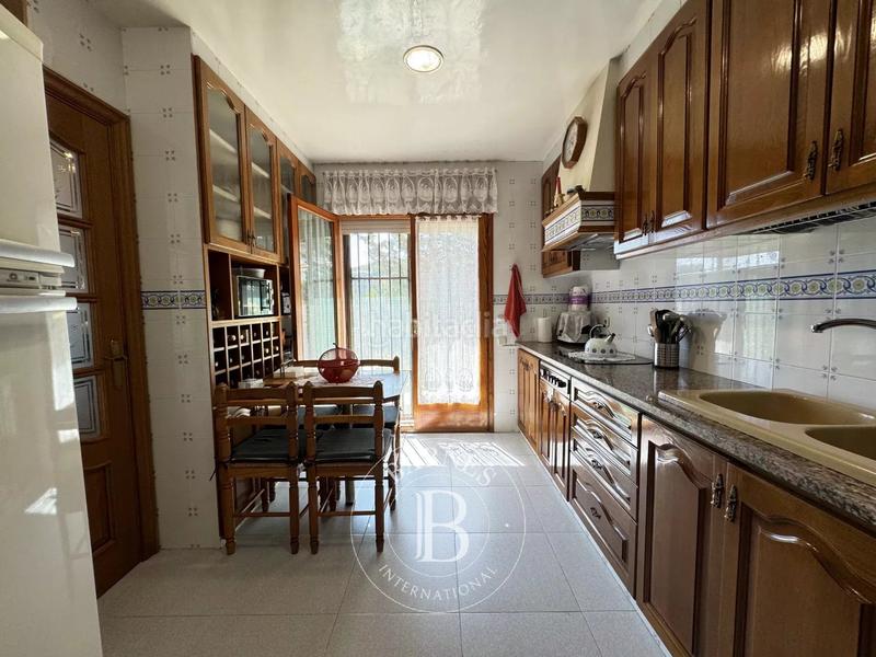 Foto 07b9d8e8-680e-4b74-89d5-9f0139dbf099. Casa en Urbanitzacions Mataró