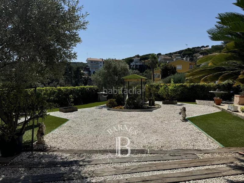 Foto 0b94acd0-3ad7-4484-b9e4-292dfd279cd9. Casa en Urbanitzacions Mataró